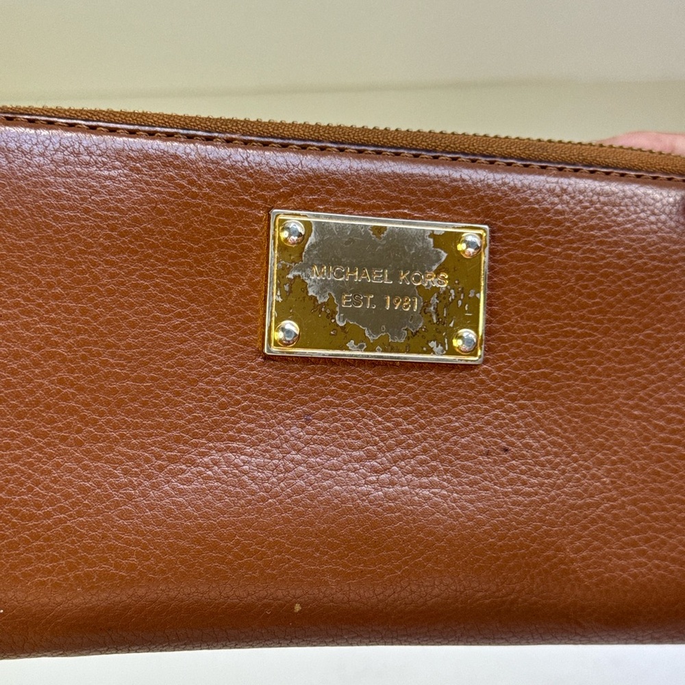 Michael Kors Jet Set Wallet, Large Light Tan Brown Zip Around Inside Pockets - Picture 5 of 11